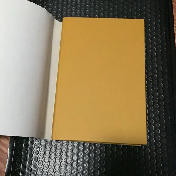 📚LORD OF MONSTERS - IT TAKES REAL MAGIC TO SAVE A KINGDOM HARDCOVER BOOK 📚NEW - Picture 2 of 5